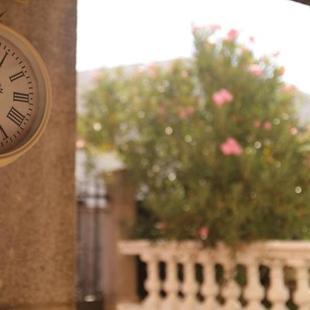 Hotel Villa Maria Fuentes de Bejar Exterior photo